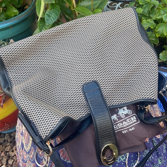 👜 Coach Woven Jacquard and Leather Double Strap Shoulder Bag 👜 - Picture 15 of 17